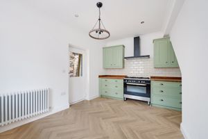 Kitchen- click for photo gallery